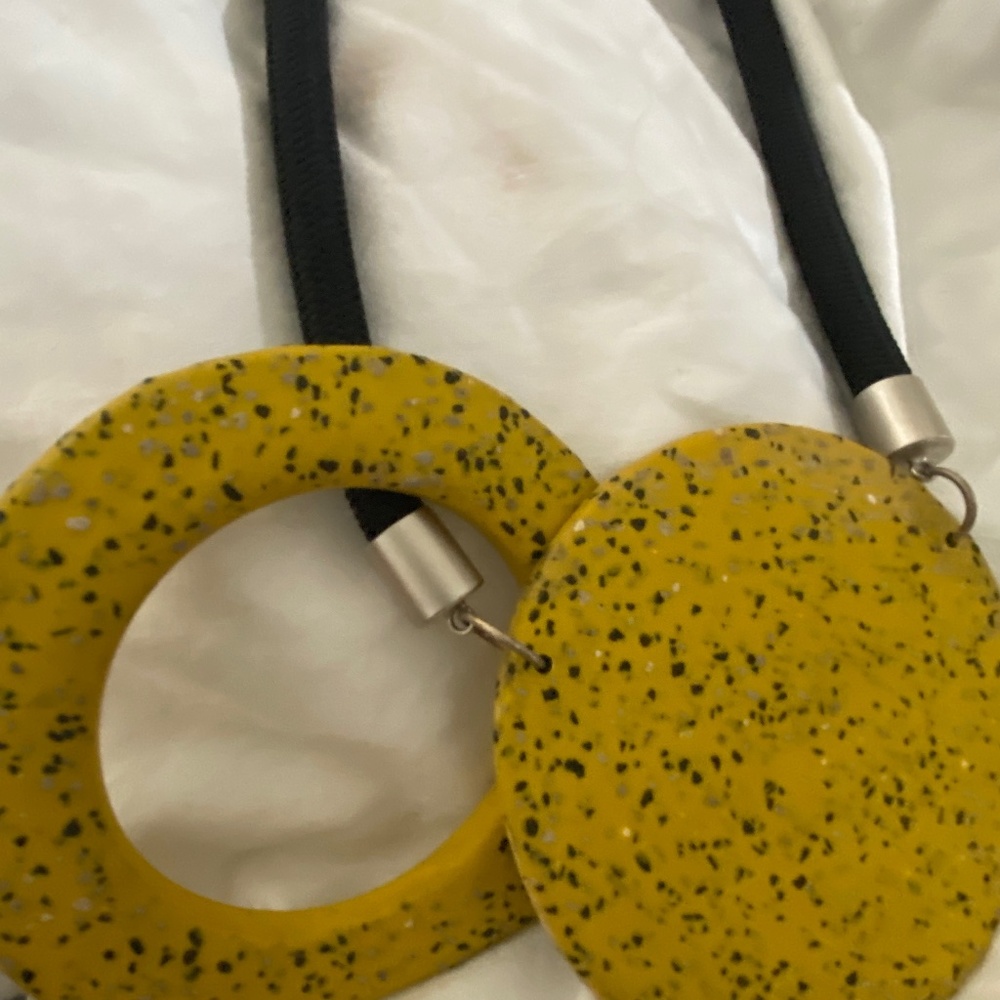 Necklace with chunky pendant